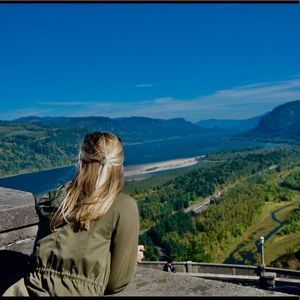 Meet your Posher, Briana